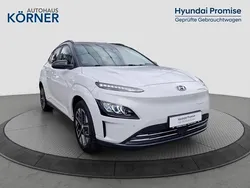Weiss Gebraucht 2022 Hyundai Kona Prime SUV | 23.900 € (Guter Preis)