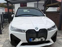 Weiß Gebraucht 2022 BMW iX Sport Line SUV | 55.000 € (Guter Preis)
