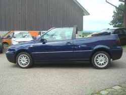 Gebraucht 1999 VW Golf Cabriolet Highline Cabrio | 6.990 €