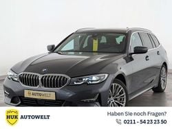 Grau Gebraucht 2021 BMW 330 Luxury Line Limousine | 31.960 € (Fairer Preis)