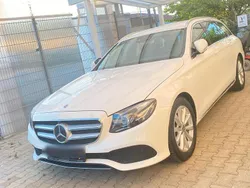 Weiß Gebraucht 2018 Mercedes E220 Kombi | 28.880 € (Guter Preis)