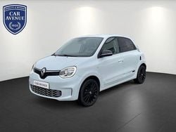 Weiß Gebraucht 2024 Renault Twingo Urban Night Kleinwagen | 16.450 € (Etwas zu teuer)