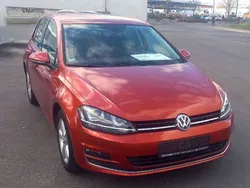 Rot Gebraucht 2016 VW Golf VII Highline Limousine | 13.990 € (Fairer Preis)
