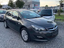 Grau Gebraucht 2015 Opel Astra Kombi | 5.599 € (Superpreis)