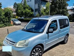 Grau Gebraucht 2003 Citroën Berlingo Van / Kleinbus | 2.250 € (Fairer Preis)
