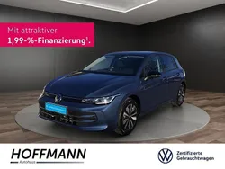 Blau Gebraucht 2024 VW Golf VIII Goal Limousine | 24.990 €