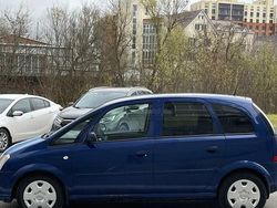 Blau Gebraucht 2004 Opel Meriva Van / Kleinbus | 4.500 € (Teuer)