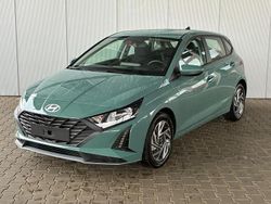 Mangrove green Neu 2025 Hyundai i20 Comfort | 18.050 € (Guter Preis)