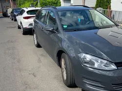Schwarz Gebraucht 2016 VW Golf VII Trendline Kombi | 6.500 € (Etwas zu teuer)