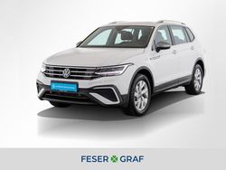 Pure white Gebraucht 2022 VW Tiguan Allspace Life SUV | 29.775 € (Guter Preis)