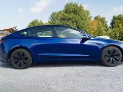 Blau Gebraucht 2024 Tesla Model 3 RWD Limousine | 38.890 € (Fairer Preis)