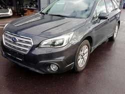 Dark gray (m) Gebraucht 2016 Subaru Outback Comfort Kombi | 12.380 € (Fairer Preis)
