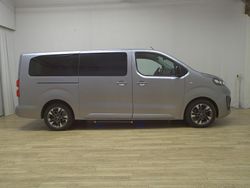 Grau Gebraucht 2022 Opel Zafira Life Edition Van | 24.980 € (Superpreis)