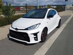 Weiß Neu 2024 Toyota Yaris Edition Limousine | 40.000 € (Superpreis)