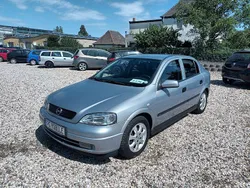 Silber Gebraucht 2003 Opel Astra Limousine | 2.999 € (Etwas zu teuer)