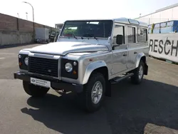 Silber metallic Gebraucht 2015 Land Rover Defender S SUV | 47.890 € (Superpreis)