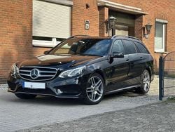 Schwarz Gebraucht 2016 Mercedes E350 AMG Kombi | 21.990 € (Fairer Preis)