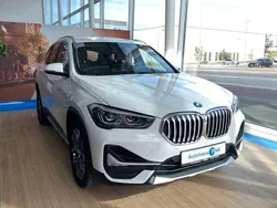Weiß Gebraucht 2020 BMW X1 xLine SUV | 24.700 € (Guter Preis)