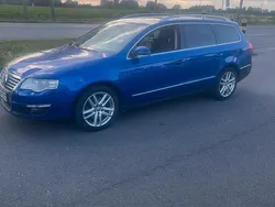 Blau Gebraucht 2007 VW Passat Kombi | 4.100 € (Teuer)