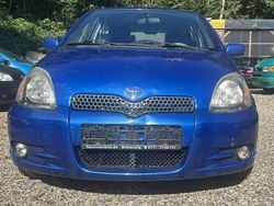 Blau Gebraucht 2001 Toyota Yaris Limousine | 2.450 € (Fairer Preis)