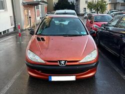 Orange Gebraucht 2003 Peugeot 206 Kleinwagen | 1.300 € (Fairer Preis)
