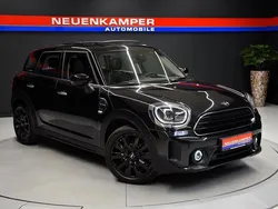 Schwarz Gebraucht 2024 Mini Cooper Countryman Classic SUV | 31.990 € (Fairer Preis)