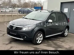 Grau Gebraucht 2012 Dacia Sandero Stepway Kleinwagen | 5.699 € (Guter Preis)