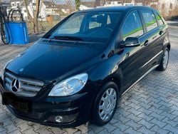 Schwarz Gebraucht 2008 Mercedes B180 Van / Kleinbus | 5.000 € (Fairer Preis)