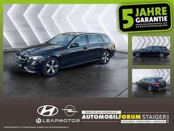 Obsidianschwarz metalliclack Gebraucht 2022 Mercedes C300 Avantgarde Kombi | 33.890 € (Guter Preis)