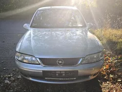 Silber Gebraucht 2000 Opel Vectra Limousine | 750 € (Guter Preis)
