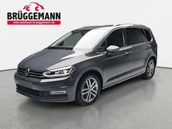 Grau Gebraucht 2024 VW Touran Highline Van / Kleinbus | 32.890 € (Guter Preis)