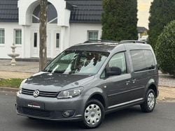 Grau Gebraucht 2014 VW Caddy Comfortline Van / Kleinbus | 12.990 € (Etwas zu teuer)