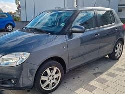 Grau Gebraucht 2009 Skoda Fabia Ambiente Kleinwagen | 2.100 € (Fairer Preis)