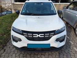 Weiß Gebraucht 2022 Dacia Spring Essentiel Kleinwagen | 8.700 € (Fairer Preis)