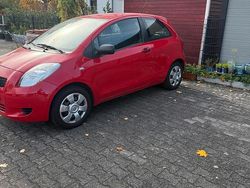 Rot Gebraucht 2007 Toyota Yaris Kleinwagen | 2.800 € (Guter Preis)