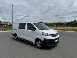 Jade weiss/arktis weiss Gebraucht 2020 Opel Vivaro Van | 15.999 € (Fairer Preis)