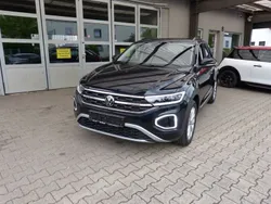 Schwarz Gebraucht 2023 VW T-Roc Style SUV | 27.900 € (Fairer Preis)