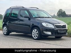 Schwarz Gebraucht 2012 Skoda Roomster Plus Edition Van / Kleinbus | 5.900 € (Fairer Preis)