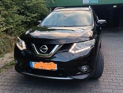 Schwarz Gebraucht 2016 Nissan X-Trail SUV | 12.800 € (Fairer Preis)