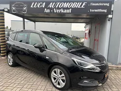 Schwarz Gebraucht 2018 Opel Zafira Innovation Van / Kleinbus | 12.999 €