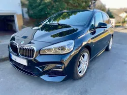 Schwarz Gebraucht 2019 BMW 218 Active Tourer M Sport Van / Kleinbus | 19.900 € (Fairer Preis)