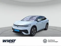Gletscherweiß metallic Gebraucht 2023 VW ID.5 Pro Performance SUV | 38.880 € (Etwas zu teuer)