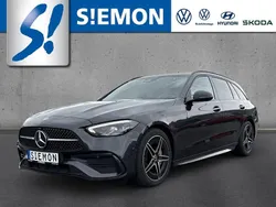 Grau Gebraucht 2022 Mercedes C200 AMG line Limousine | 29.530 € (Fairer Preis)