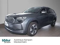 Graphitegrau metallic Gebraucht 2024 Skoda Kodiaq Selection SUV | 44.250 € (Superpreis)