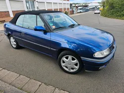 Blau Gebraucht 1996 Opel Astra Cabriolet Cabrio | 1.000 € (Fairer Preis)