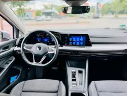 Silber Gebraucht 2021 VW Golf VIII Kombi | 21.950 €