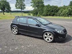 Schwarz Gebraucht 2008 Opel Astra Limousine | 2.222 € (Fairer Preis)