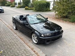 Schwarz Gebraucht 2001 BMW 320 Cabriolet Cabrio | 5.499 € (Fairer Preis)