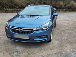 Blau Gebraucht 2017 Opel Astra Innovation Kombi | 13.500 € (Etwas zu teuer)