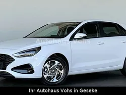 Weiß Neu 2025 Hyundai i30 Kleinwagen | 21.970 € (Fairer Preis)